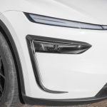 Real Carbon Fibre Wind Deflector Headlight Trim For Model Y (2025–2026) - Image 3