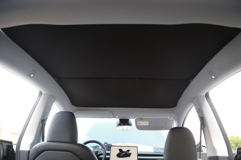 IMG_2608.jpg Glass Roof Sunshade For Model Y(2025-2026) - Image 1