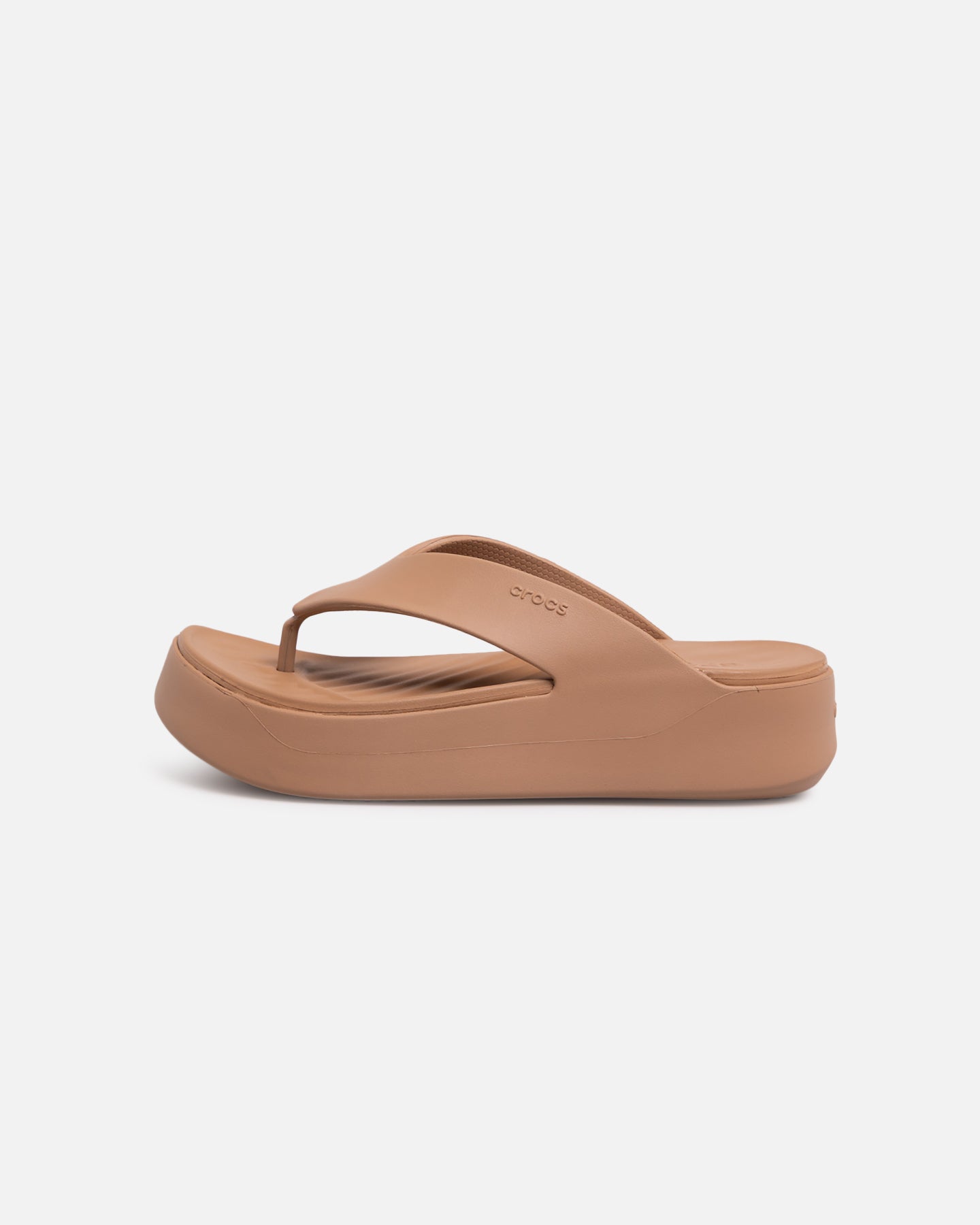 05013833-YC360_default_0010.jpg Crocs Women's Getaway Platform Flip Chocolate - Image 1